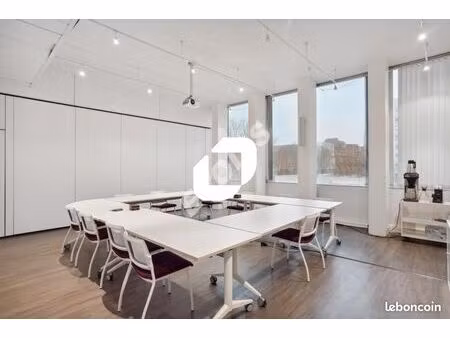 bureau 513 m²