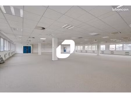 bureau 1 274 m²