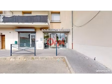 commerce 38 m²