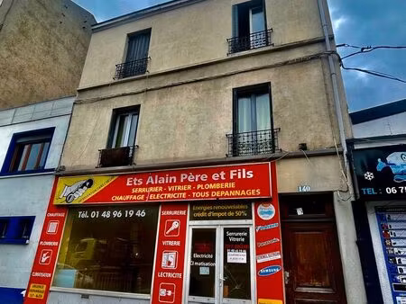 local commercial avec vitrine