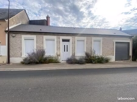 maison a location en plein cœur de farges en septaine