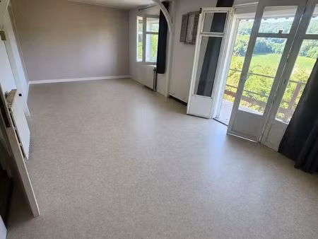 maison sur sous sol et grand terrain  avec vue