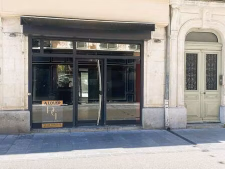 boutique à louer