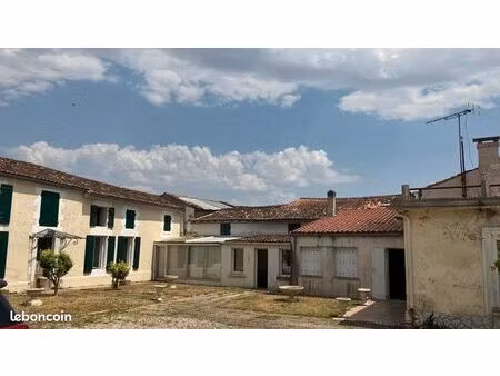 ferme 13 pièces 215 m²