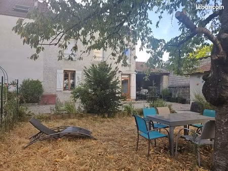 t3/4 avec grand sous-sol et pièce d’appoint + jardin