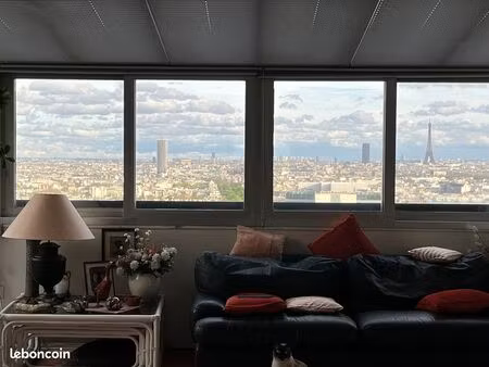 beau duplex avec terrasse et vue panoramique sur paris