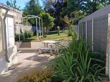 t1 meuble centre ville avec jardin