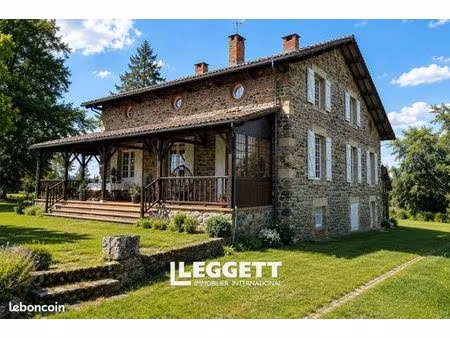 maison 13 pièces 340 m²