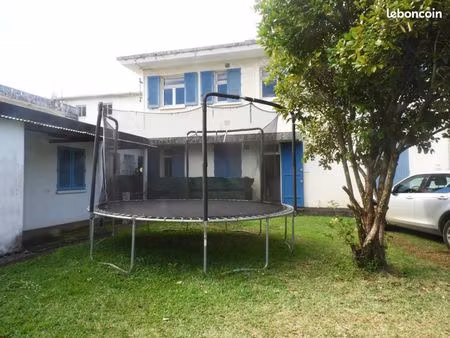 propriété 10 pièces 200 m²