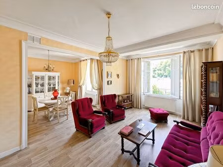 appartement 4 pièces 112 m²