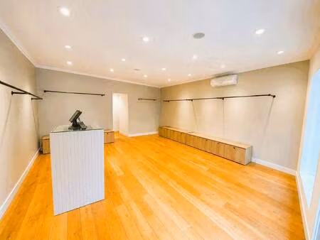 boutique avec bail commercial