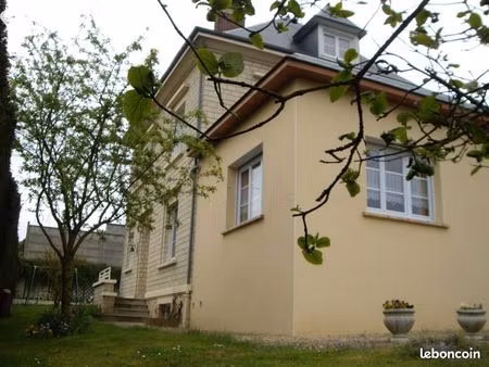 maison 9 pièces 170 m²