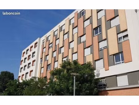 studio 1 pièce 20 m²