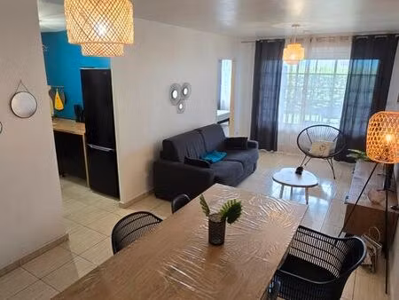 location - appartement t2 meublé - 54 m² avec jardin et varangue ?