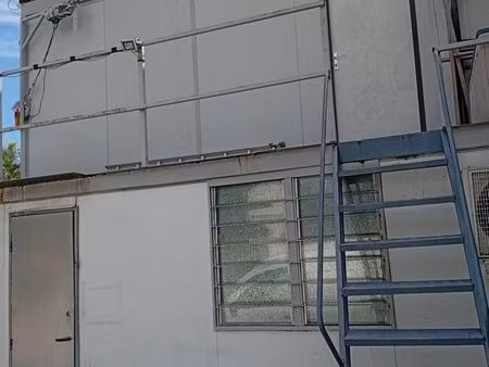 location container