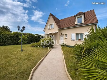 maison 6 pièces 122 m²