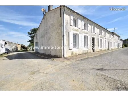 maison 9 pièces 190 m²
