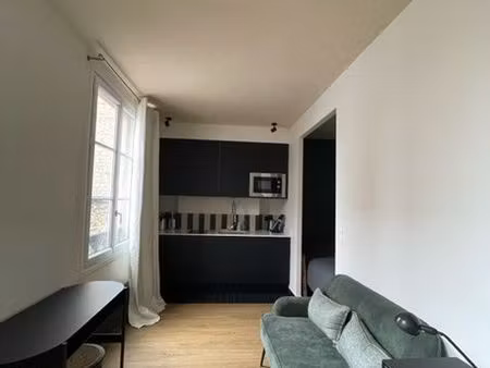studio 1 pièce 22 m²