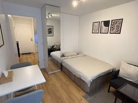 studio meublé 18 m² + balcon