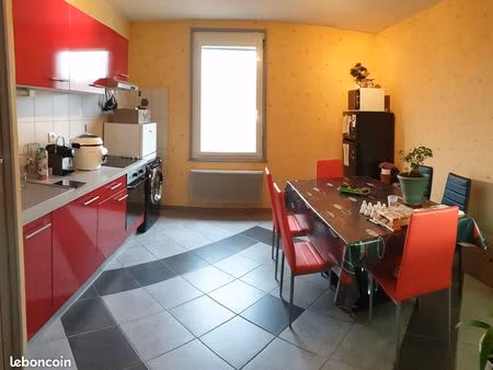 vends appartement mouthe