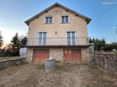 maison 3600m2
