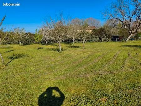 terrain constructible à archignac