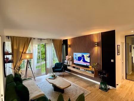 belle appartement rénover sur chenneviere