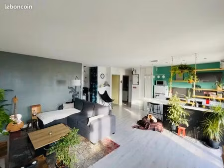 superbe t3 meublé - 62 m² - plein sud