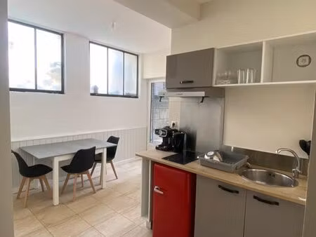 t1 meublé + jardin rue carnot angoulême 580