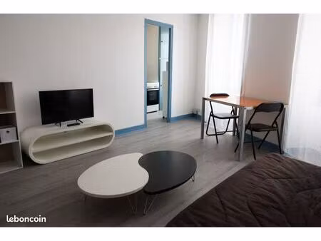centre-ville barbezieux t2 meublé lumineux