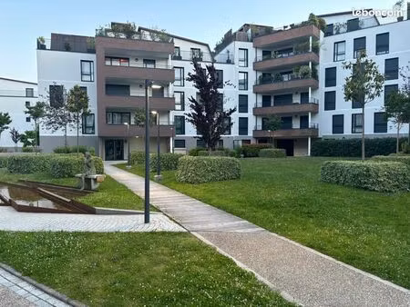 appartement meublé 3 pièces – 66 m² – le plessis-robinson – jardin  2 places de parking