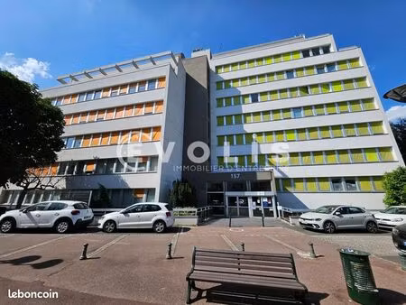 bureaux 118 m²