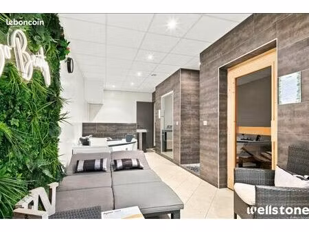 bureau 135 m²