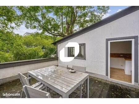 bureau 347 m²