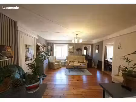 maison de village 9 pièces 134 m²