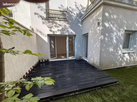 appartement 2 pièces parking jardin