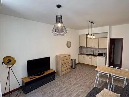 studio meublé 24 m² – centre de tulle – calme & lumineux