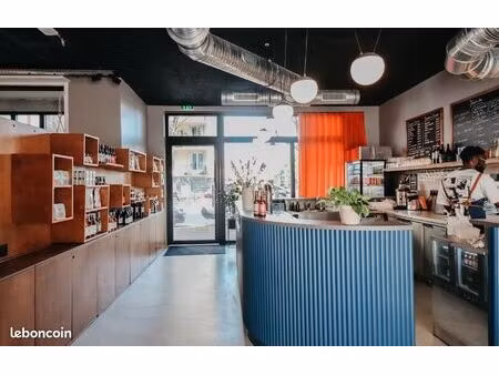 boutique 120 m² vanves