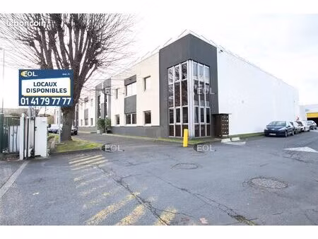 local d'activité 1 086 m²