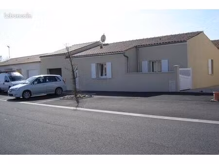 maison . 4 pièces .105 m2