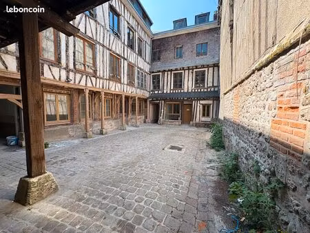 ancien atelier 120 m² – centre historique – sans copropriété – pc accordé