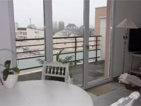 appartement t 3 - av. léo lagrange - besancon 68 m2