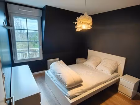 t2 meublé de 33 m² residance sécurisé récente 590 charges comprises