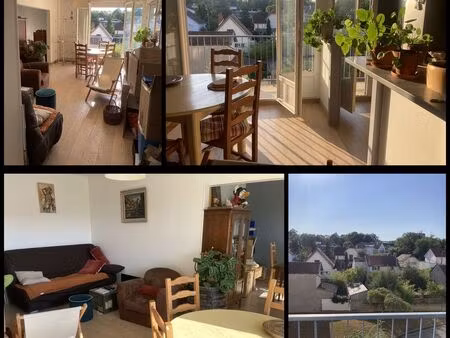 appartement f5 lumineux avec balcons et verdure dans un petit immeuble résidentiel très ca