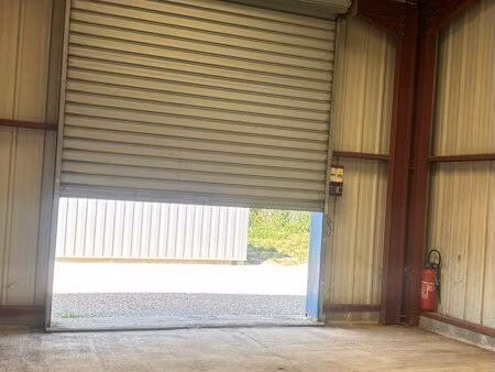 location de box 42m2
