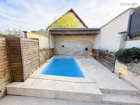 maison avec piscine 5 chambres