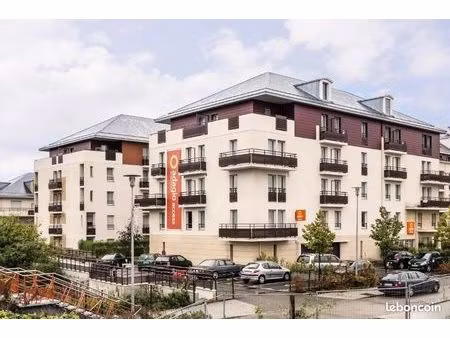studio 1 pièce 19 m²