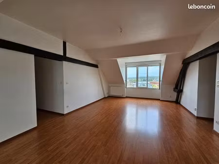 centre-ville appartement t4