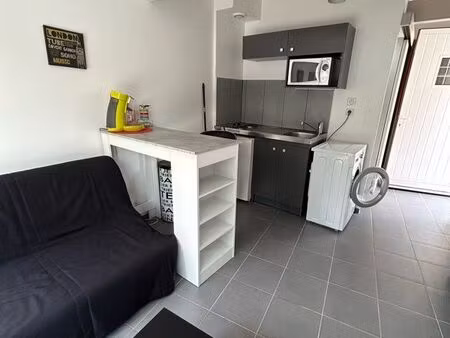 studio meublé 18m2 avec parking