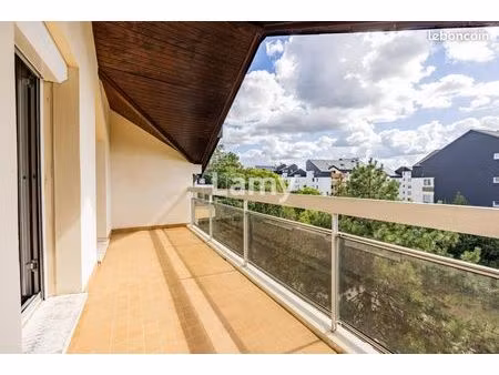 appartement 7 pièces 130 m²